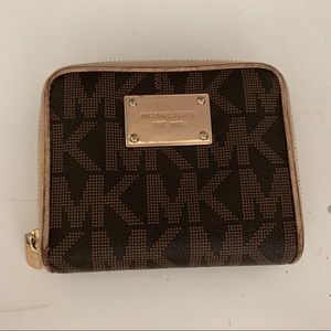 Michael Kors Logo Wallet